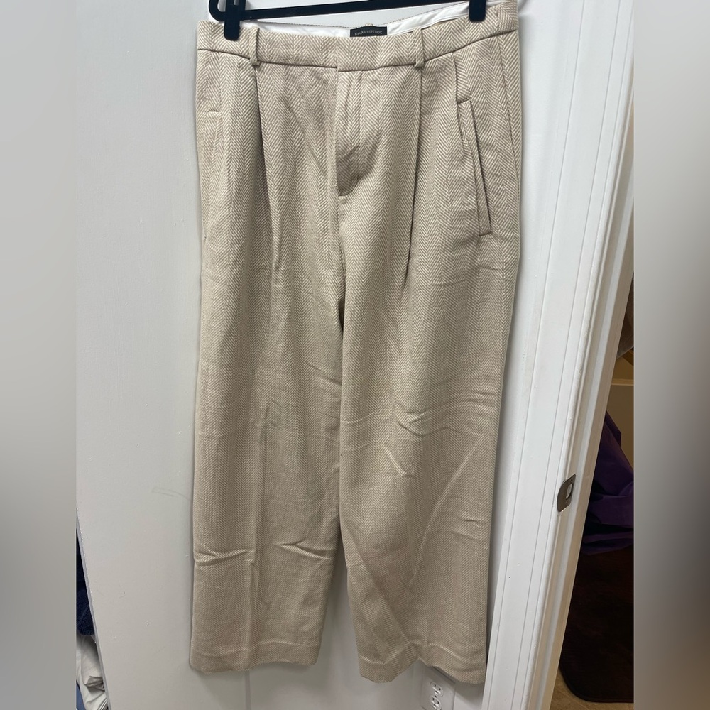 Banana Republic Women’s Wide Leg Pants size 14 NWT